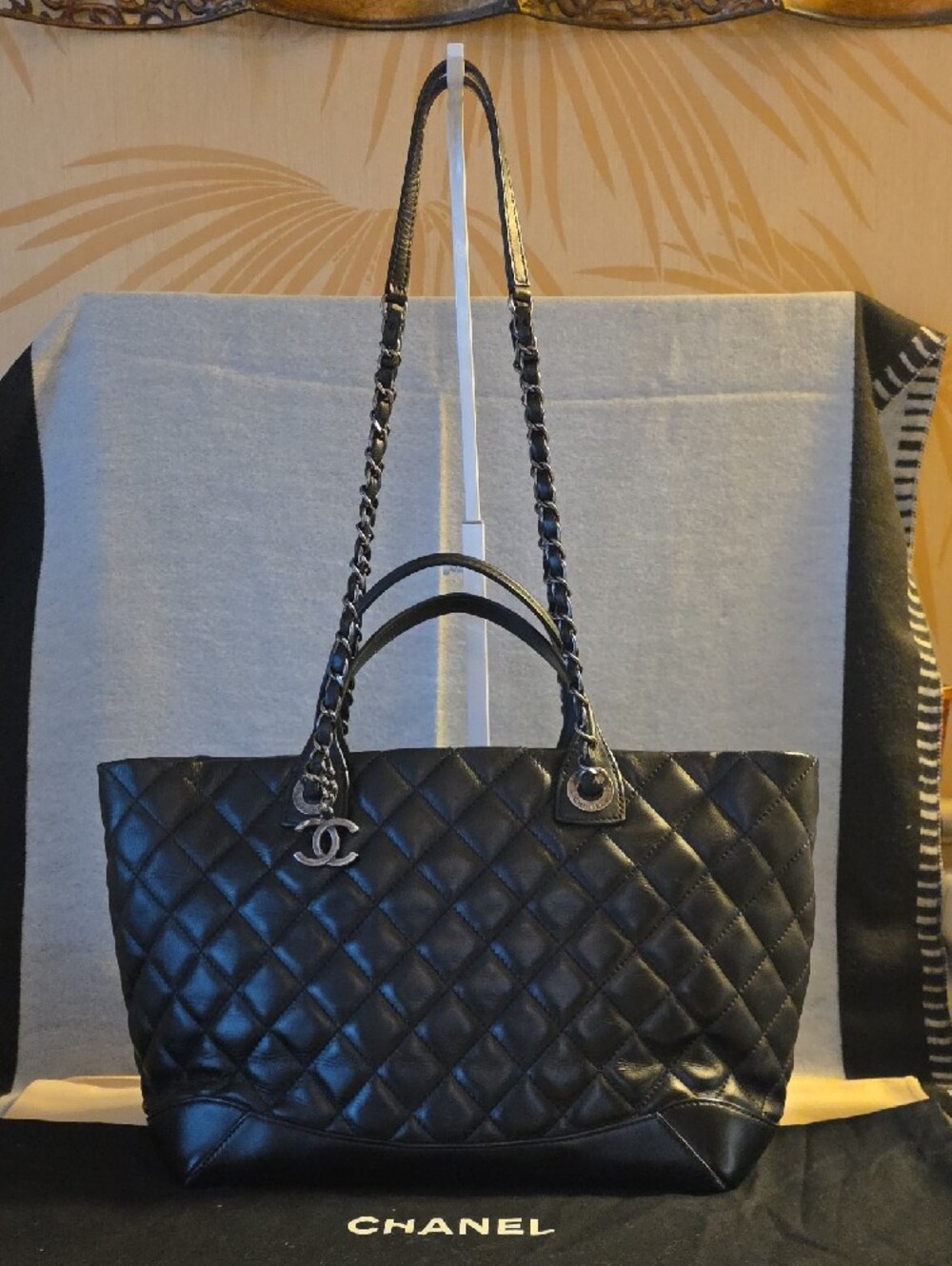 Authentic Chanel Quilted Calfskin Tote Bag - Picture 4 of 11